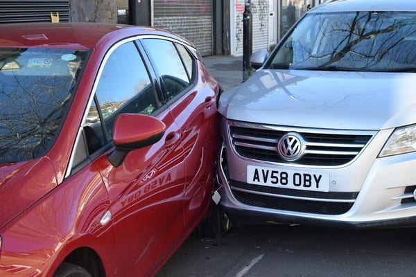 Accident de voiture ? 7 conseils pour bien remplir votre constat amiable